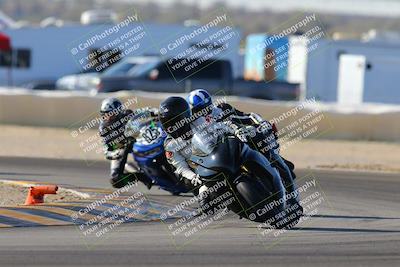 media/Dec-18-2022-SoCal Trackdays (Sun) [[8099a50955]]/Turn 2 (950am)/